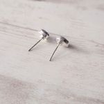 Stud Earrings Photo 4