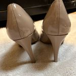 Steve Madden woman’s cream colored heels size 10 Photo 8
