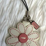 Coach 1.5" y2k  Vintage Daisy Flower Bag Charm Key Fob Photo 0