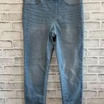 No Boundaries Juniors  light wash pull on skinny jeans, size M (7-9) Photo 0