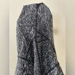 Lululemon Pace Rival Crop 22” Power Luxtreme Suited Jacquard Black White Size 4 Photo 14