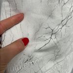 Lululemon  Perfectly Oversized Crew Sweatshirt Thread Dye White Black Photo 4