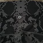 Lululemon Snake lulu align leggings (vintage rare) size 4 Photo 3