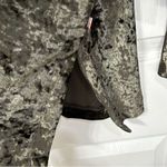 Honor the Gift Olive Green Velvet Pants
Set(Size XS) Photo 8