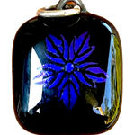 American Vintage American VTG Artisan GLASS PENDANT For Necklace / Bracelet Black Purple Flower Photo 0