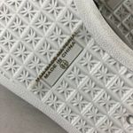 Refresh  Womens Slip On Sneakers Embroidered Floral Faux Leather Black Size 6.5 Photo 4