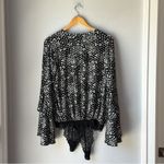 Free People Bodysuit Intimately Free l She's Ditsy
Flora Bell Sleeves Photo 6