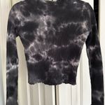 Ivy and Main  Long Sleeve Tilly’s Top  Photo 1