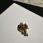Avon Holiday Lapel Tack Pin Gold Tone Green Rhinestone Cherub Angel Photo 2