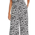 Tommy Bahama Shell We Dance Sleeveless
Jumpsuit. Size Small. Photo 0