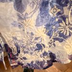 3J Workshop EUC Embroidered and Scalloped Floral Button Photo 7