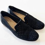 Clarks Juliet Hayes Black Suede Perforated Loafers Women’s Size 7 Casual Style Photo 4