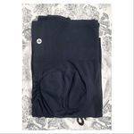 Halara NWT  OneForm Seamless Flow High Waisted Booty Scrunch Yoga Leggings Navy Photo 2