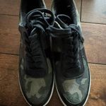 Blondo Goldy Waterproof Camo/Leather Wedge Shoe Women’s 6.5 NWT Photo 1