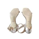 Badgley Mischka Jewel Sandals Size 7.5 Rose Gold Kitten Heel Open Toe Photo 6