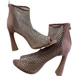 Bisou Bisou  Leather shoes size 7.5 Pink Crystal Stone Womens Prom Shoes heels Photo 0