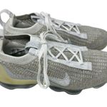 Nike VaporMax 2021 Flyknit White Pure Platinum DC4112-100 Women’s size 7 Photo 1