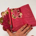 Vera Bradley  Tri-Fold Wallet Photo 12