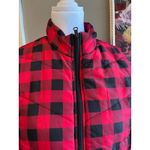 Women's Red Puffer Vest Buffalo Plaid Size Large Fall Winter Festive Casual Barn Photo 1