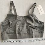 Momcozy  Nursing and Pumping Gray Bra 
Size‎ L
93% Cotton 7% Spandex Photo 4