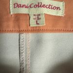 NWOT Dani Collection Geometric Print Shorts Size Large Orange Photo 7