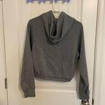 EUC Women’s gray elastic band waist hooded cropped sweatshirt medium‎ Photo 5