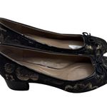 Bandolino  Size 7.5 Business Style Floral Square Toe Slip On Black Gold Heels Photo 2