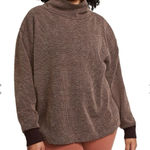 Nike Yoga Luxe Cover Up Mock Neck Chocolate Brown Size S Athletic Photo 0