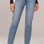 Abercrombie & Fitch Jeans Photo 0
