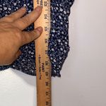 SO ‎ Women's Navy Floral Blouse Cropped Ditsy Floral M Photo 4