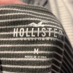 Hollister V-neck longsleeve striped shirt Photo 4