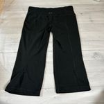 Under Armour All Season Split Hem Capri Pants Photo 2