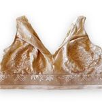 Wacoal  Beige Lace Bralette Size 38‎ Plunge Wide Strap V Neck Feminine Romantic Photo 0