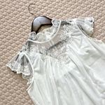 ALLSAINTS NWOT  Lace Blouse White Tops Women Size 4 Flutter Sleeve Photo 4