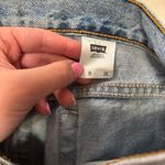 Levi's  Vintage Women's Blue Denim Shorts size 9 Photo 4