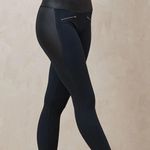 ADAY THROW IT HIGHER NAVY & BLACK ZIPPER FRONT LEGGINGS WITH POCKETS Size M Photo 4