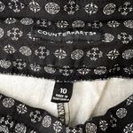 Counterparts Black Patterned Capri Stretchy Pants Photo 3