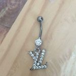 NEW belly button dangler Photo 0
