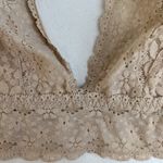 Wacoal  36 B/C Large Halo Lace Wire Free Bralette Beige Lace Lined J-Hook 811205 Photo 4