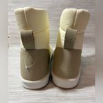 Lands' End 🆕  WOMENS 10 ✨ Cream Winter Boots NWT Photo 1