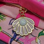 Estée Lauder  Seashell Dreams Makeup Bag Photo 3