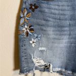 Driftwood  Frannie Embroidered Floral Shorts Photo 2