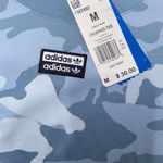 Adidas cropped top size medium Photo 2