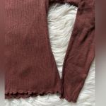 Old Navy ribbed cropped T-shirt Photo 3