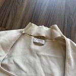 Babaton Aritzia  Top Photo 1