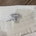Athleta NWT  Boundless white shorts size XXS Photo 2