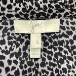 Joie  Gray and Black Animal Print 100% Silk Short Sleeve Scoop Neck Blouse Photo 6
