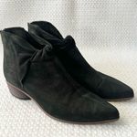 LD Tuttle The Marble Twist Knot Black Leather Pointed Ankle Boot Booties 37 Size undefined Photo 2