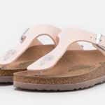 Birkenstock  Gizeh Vegan Birko-Flor Birkibuc in Light Rose Pink Photo 4