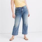 Madewell  Slim Wide-Leg Crop Jeans in Reggie Wash Sz 36 Photo 1